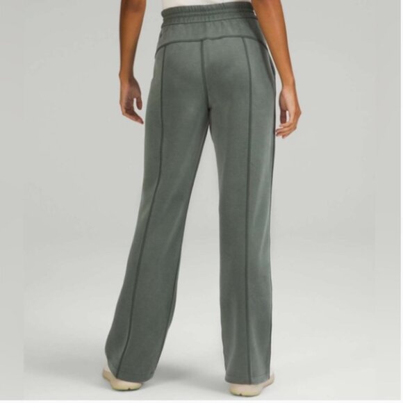 Lululemon Softstream pant Sage Green size 4 full length pull on - Picture 2 of 7